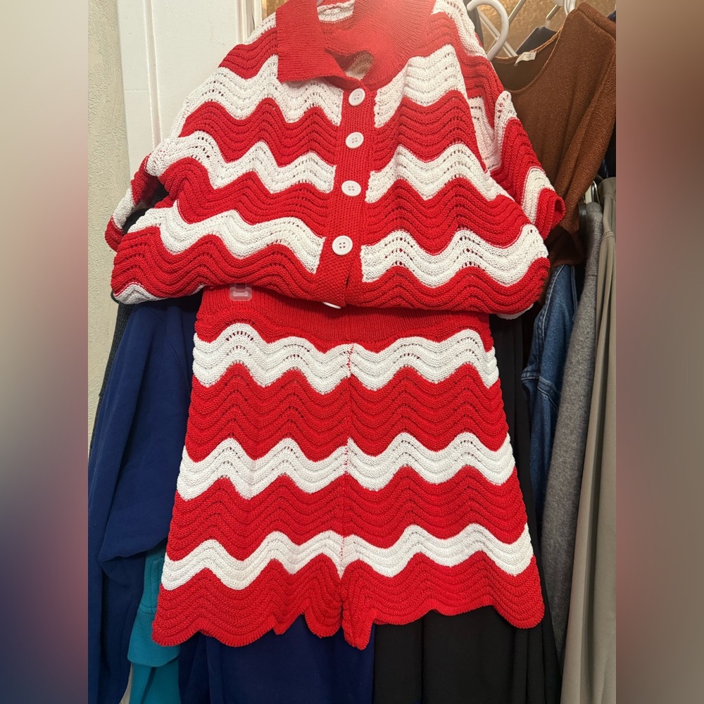 Red and White Zigzag Knit Set